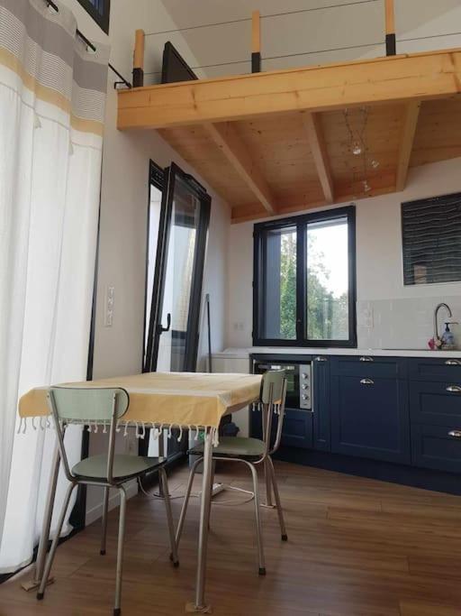 Notre Petite Maison ラ・ロシェル エクステリア 写真
