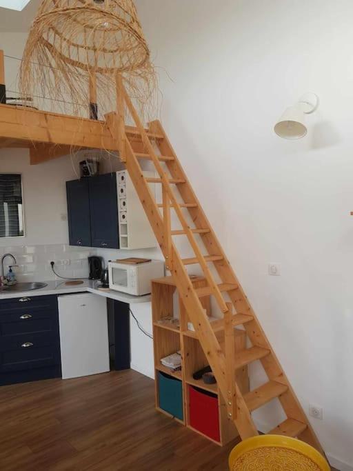 Notre Petite Maison ラ・ロシェル エクステリア 写真