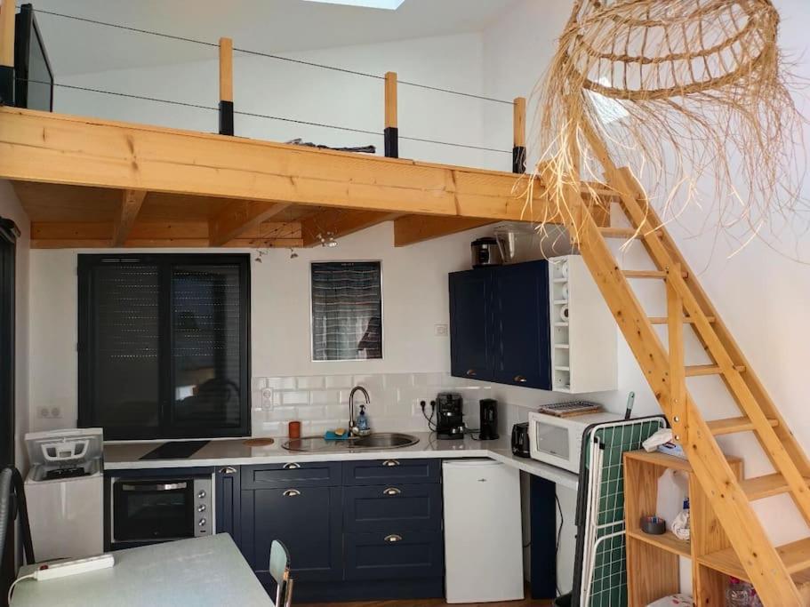 Notre Petite Maison ラ・ロシェル エクステリア 写真